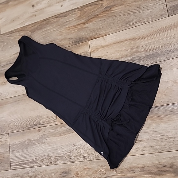 etonic Dresses & Skirts - Lovely EUC Tonic black tennis dress